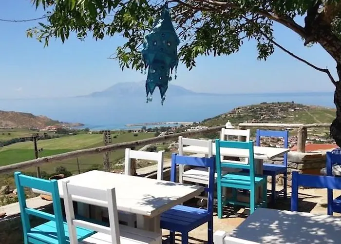 Kuleli Konak Ayvalı